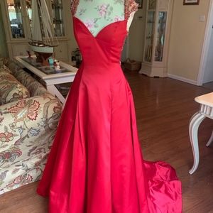 Sherri Hill Red Prom Dress (UNWORN)